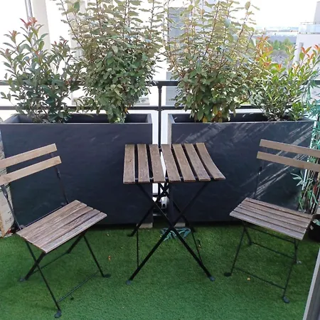 F2 Ideal Aux Portes De Paris * Alfortville